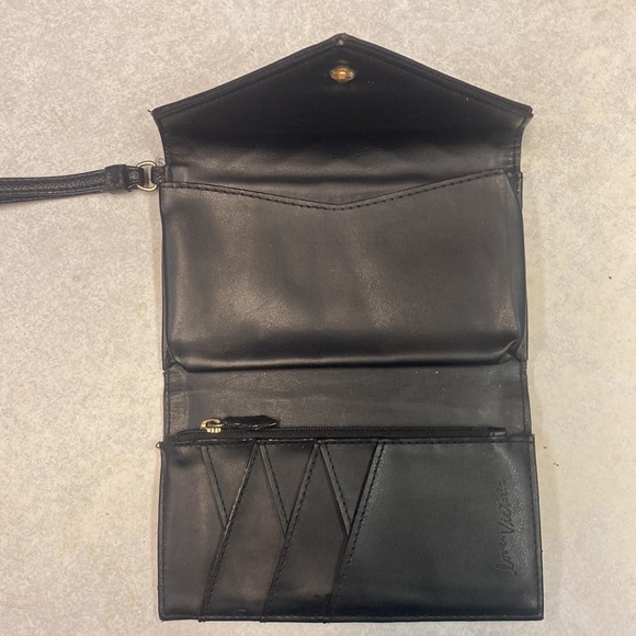 Victoria Secret Wallet - Picture 3 of 4